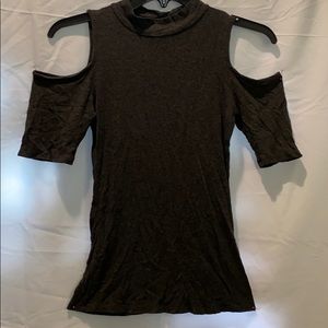 Off shoulder shirt